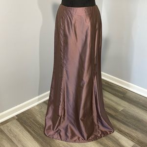 Carmen Marc Valvo Collection maxi skirt size 8 satin look
